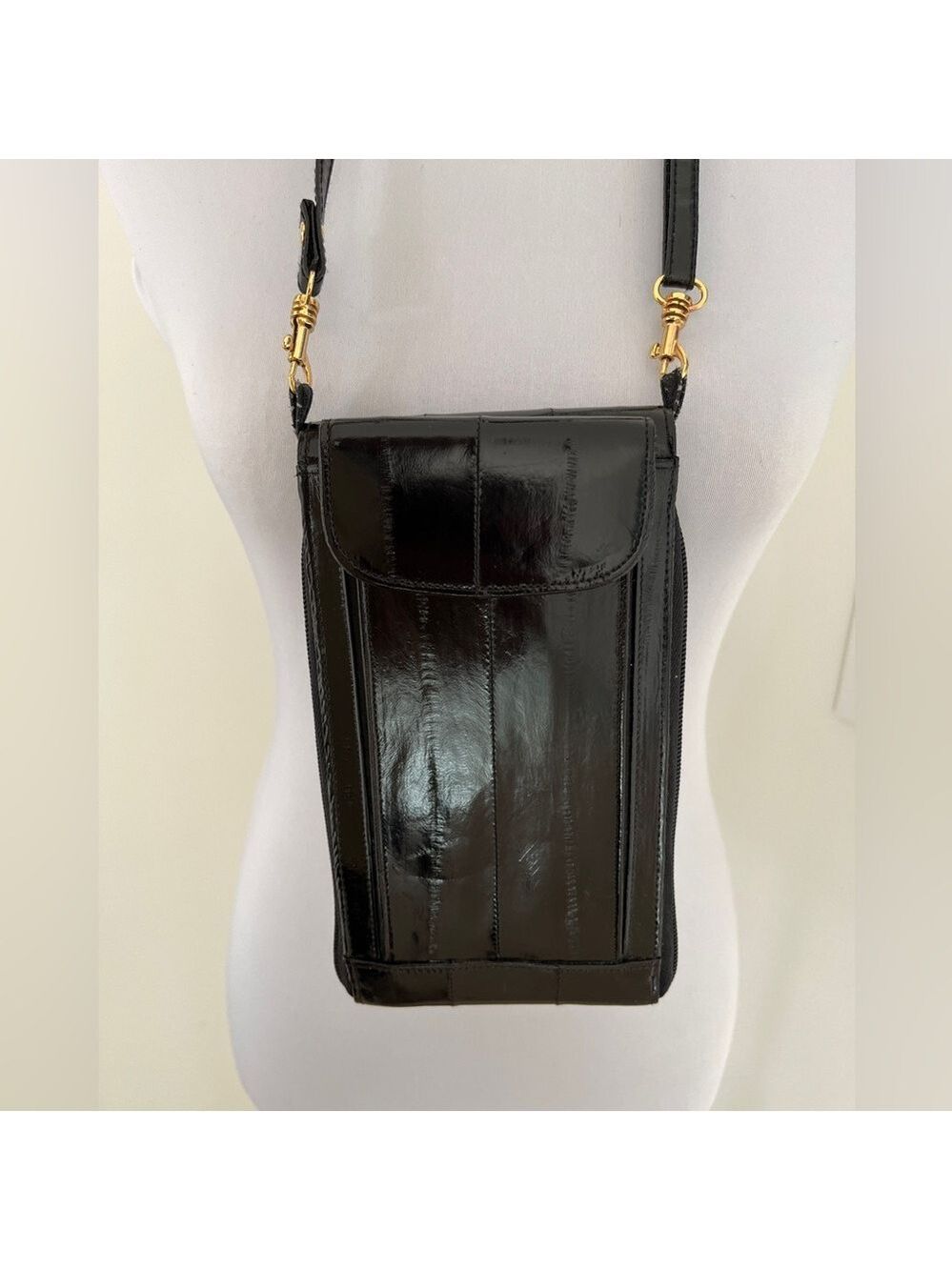 CROSS BODY Small Eel Skin Look Wallet Bag Shiny Black Zip Around Travel Festival